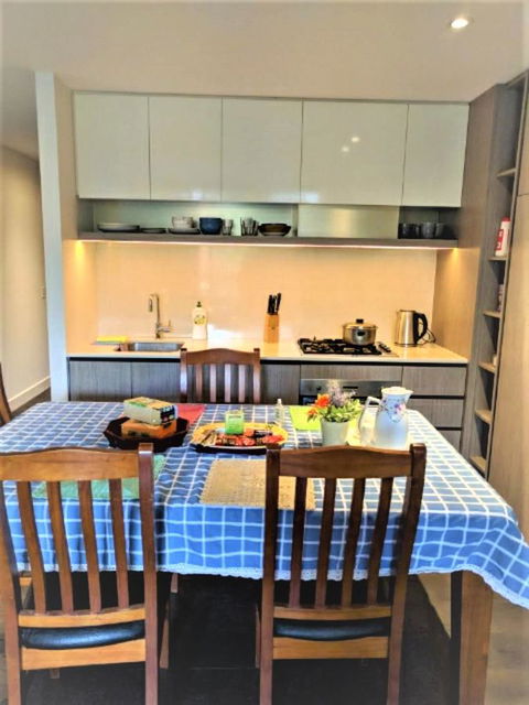 Camberwell Burke Road Apartment - Accommodation NT 0