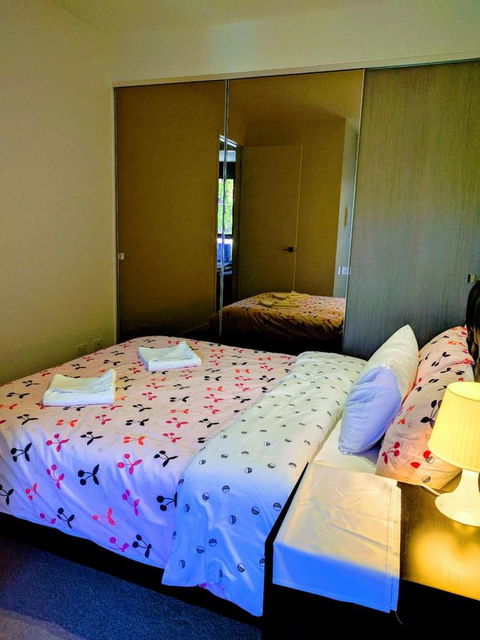 Camberwell Burke Road Apartment - Accommodation NT 4