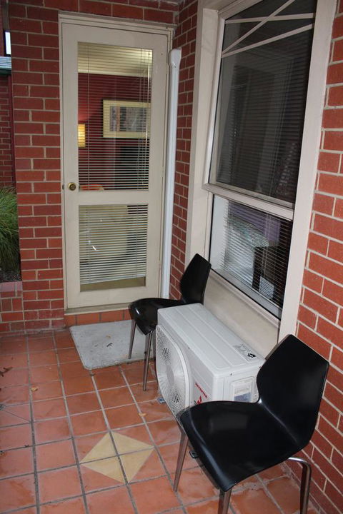 Australian Home Away @ Box Hill 2 Bedroom - Accommodation NT 12