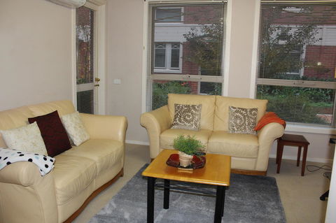 Australian Home Away @ Box Hill 2 Bedroom - Accommodation NT 5