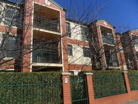 Australian Home Away @ Box Hill 2 Bedroom - Accommodation NT 1