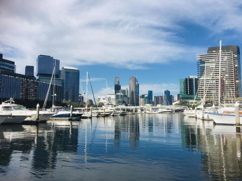 Luxury On The Water (Private Luxurious Boat) - Accommodation NT 8