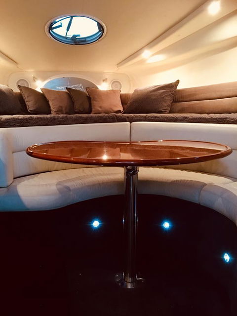 Luxury On The Water (Private Luxurious Boat) - Accommodation NT 0