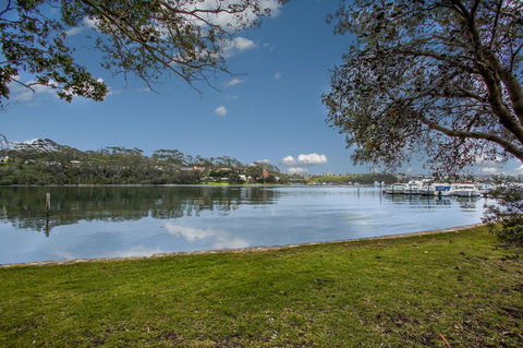Hybiscus Waterfront Apartments - NT Tourism 33