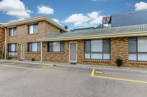 Hybiscus Waterfront Apartments - NT Tourism 15