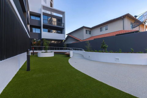 Astrina 2 Bed 2 Bath Apartment - Accommodation NT 13