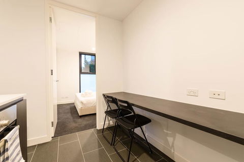 Astrina 2 Bed 2 Bath Apartment - Accommodation NT 8