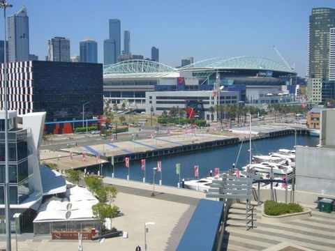 Dockland Kings Lucky 805 - Accommodation NT 25
