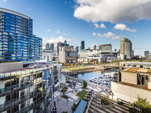Dockland Kings Lucky 805 - Accommodation NT 0