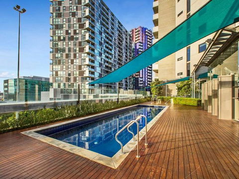 Dockland Kings Lucky 805 - Accommodation NT 4