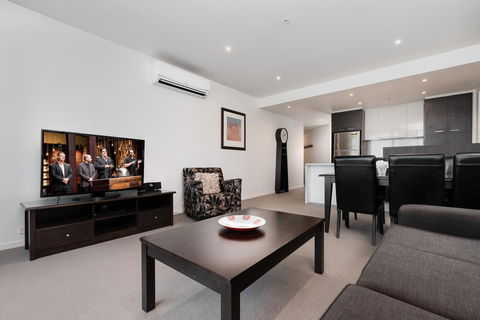 Dockland Kings Lucky 805 - Accommodation NT 2