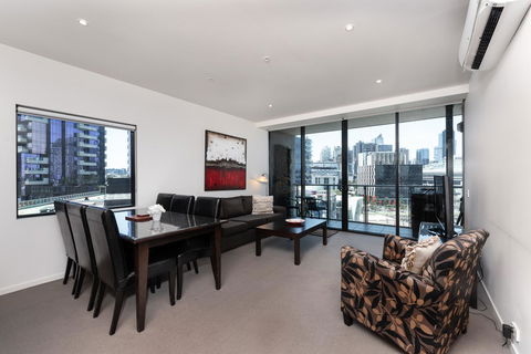 Dockland Kings Lucky 805 - Accommodation NT 1