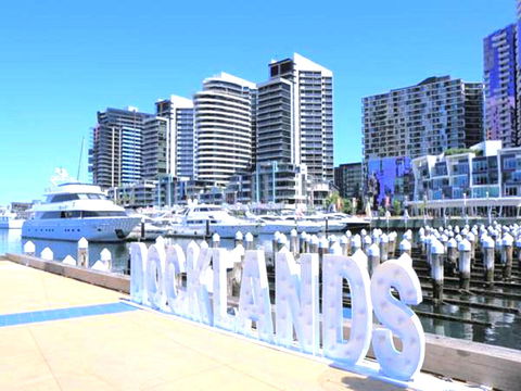 Dockland Kings Lucky 805 - Accommodation NT 19