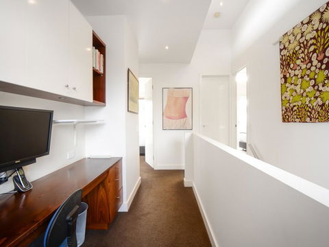 Boutique Stays - Maple On Kent - Accommodation NT 15