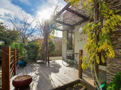 Boutique Stays - Maple On Kent - Accommodation NT 24