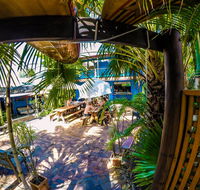 Cool Bananas Backpackers - Accommodation NT
