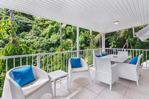 By The Sea Port Douglas - Accommodation NT 7