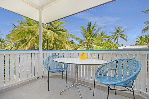 By The Sea Port Douglas - Accommodation NT 16