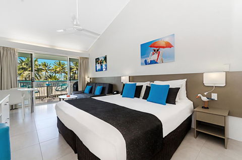 By The Sea Port Douglas - Accommodation NT 4