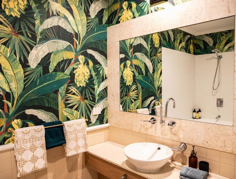 NOMAD - Luxe Apartment - Accommodation NT 12