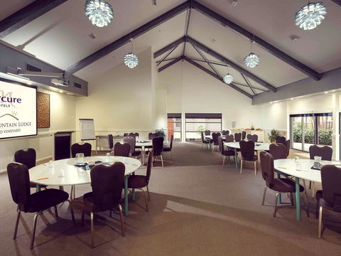 Mercure Clear Mountain Lodge - Accommodation NT 27