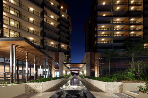 Oaks Redcliffe Mon Komo Suites - Accommodation NT 1