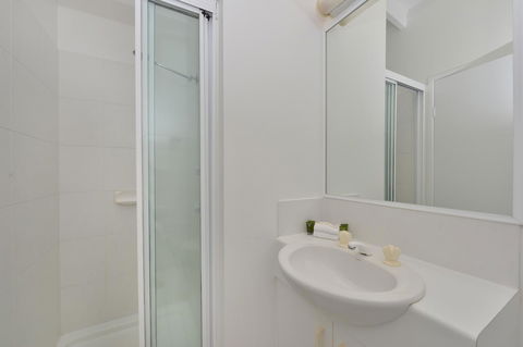 Seascape Holidays At Beachfront Terraces - Accommodation NT 7