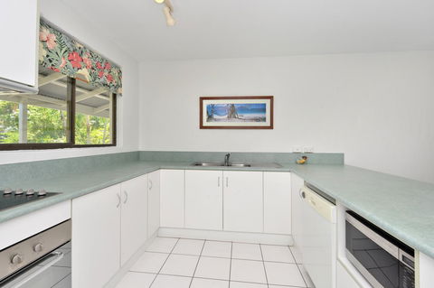 Seascape Holidays At Beachfront Terraces - Accommodation NT 14
