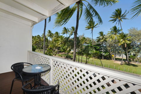 Seascape Holidays At Beachfront Terraces - Accommodation NT 25