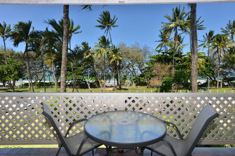 Seascape Holidays At Beachfront Terraces - Accommodation NT 2