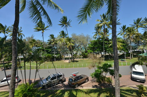 Seascape Holidays At Beachfront Terraces - Accommodation NT 28