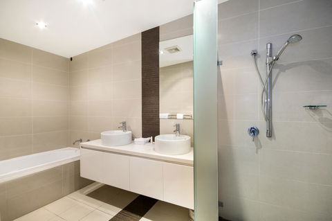 Redvue Holiday Apartments - Accommodation NT 29
