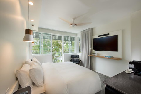 Heart Hotel And Gallery Whitsundays - Accommodation NT 3