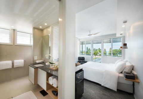Heart Hotel And Gallery Whitsundays - Accommodation NT 2