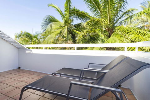 The White House Port Douglas - Accommodation NT 32