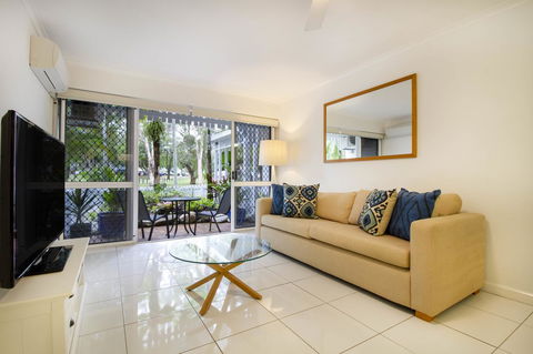 The White House Port Douglas - Accommodation NT 15