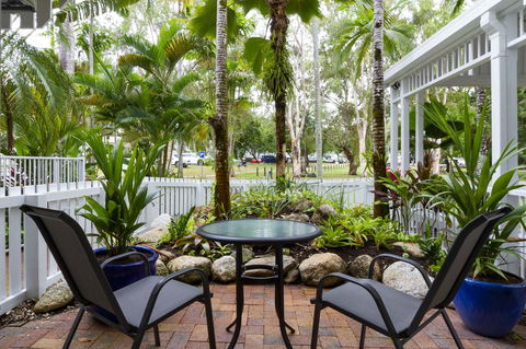 The White House Port Douglas - Accommodation NT 9