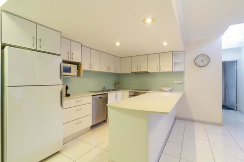 The White House Port Douglas - Accommodation NT 22