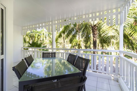 The White House Port Douglas - Accommodation NT 34