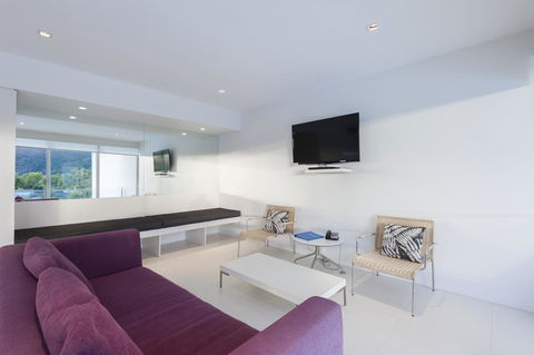 Pool Resort Port Douglas - Accommodation NT 15