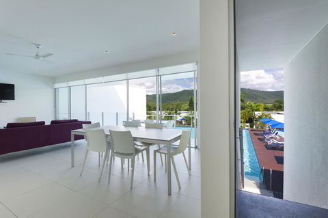 Pool Resort Port Douglas - Accommodation NT 19