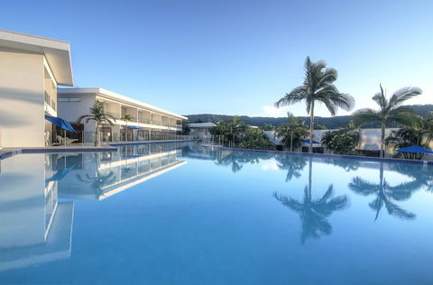 Pool Resort Port Douglas - Accommodation NT 1