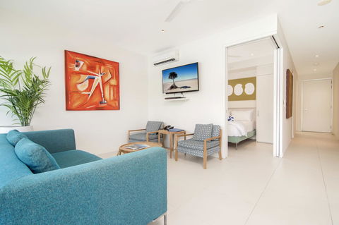Pool Resort Port Douglas - Accommodation NT 32