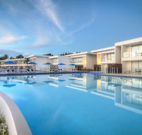 Pool Resort Port Douglas - Accommodation NT
