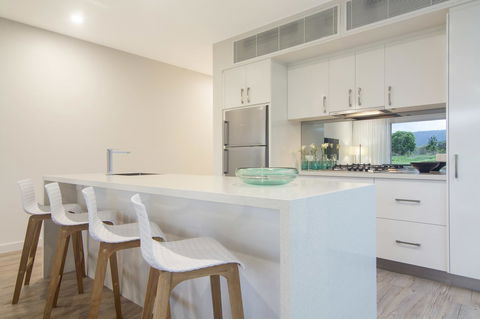 Pool Resort Port Douglas - Accommodation NT 43