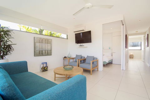 Pool Resort Port Douglas - Accommodation NT 12