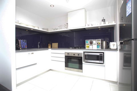 Circle Luxury Holidays - Accommodation NT 8