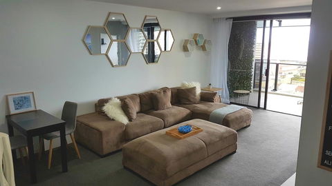 Circle Luxury Holidays - Accommodation NT 26