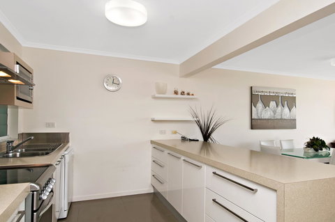 Skippers Cove Waterfront Resort - Accommodation NT 11