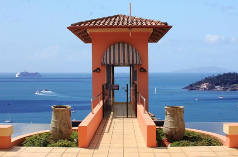 Martinique Whitsunday Resort - Accommodation NT 1